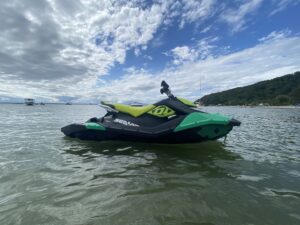 SPARK TRIXX Jet Ski