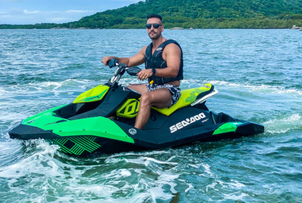 SPARK TRIXX Jet Ski